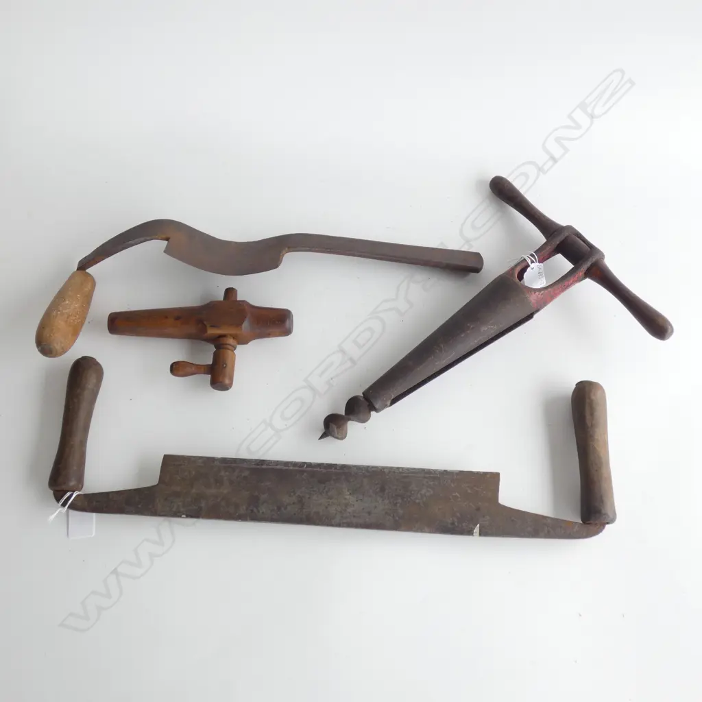 4 COOPERING TOOLS; KEG TAP, REEMER AND 2 DRAW KNIVES Image 1++