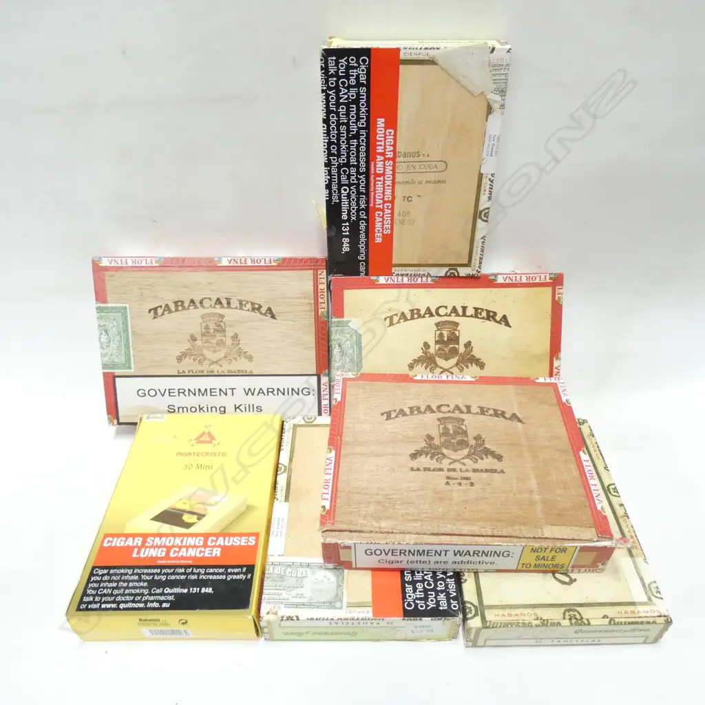 6 WOODEN CIGAR BOXES & MONTECRISTO HUMIDOR Image 1++