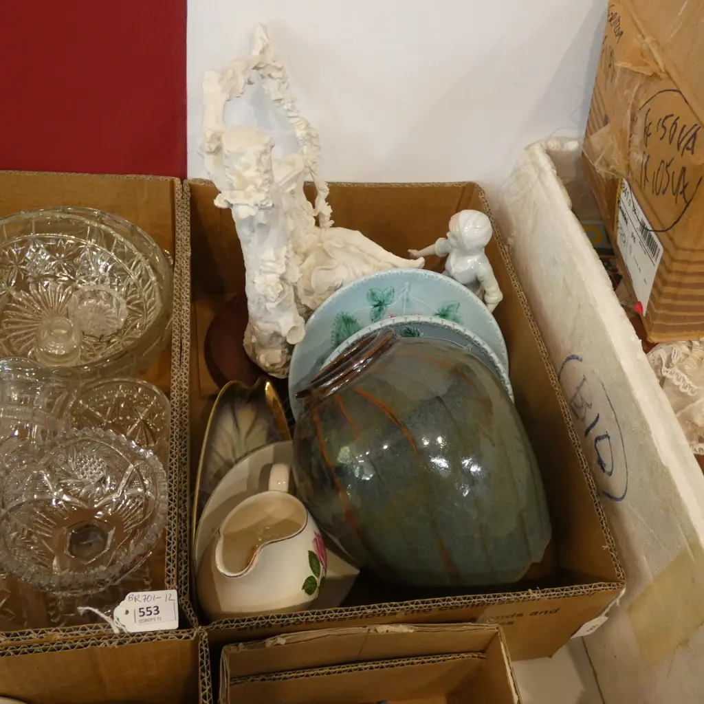 BOX LOT ASST. CHINA & FIGURINES  Image 1++