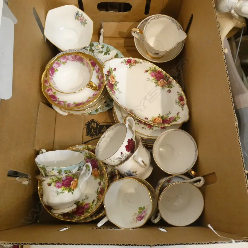 BOX ASST ENGLISH CHINA TRIOS & DUOS ETC. INC. ROYAL ALBERT OCR & GILT ENGLISH ROSES Image 1++