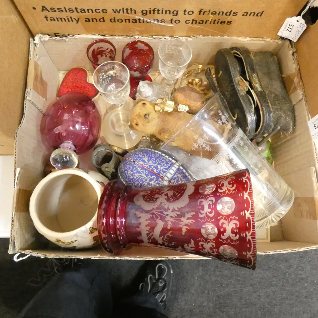 BOX LOT ASST. OLD GLASS / OPERA GLASSES ETC Image 1++