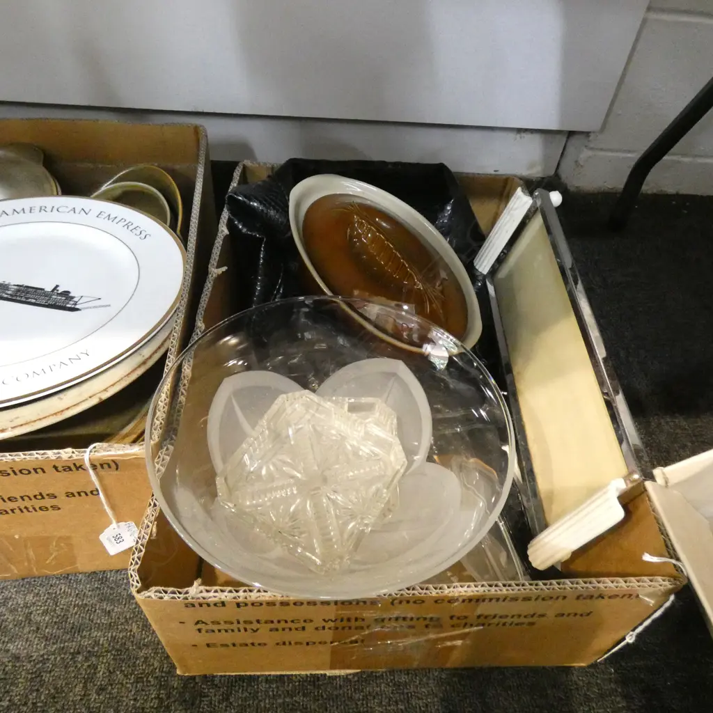 BOX LOT GLASS, BLACK BAG, ETC Image 1++