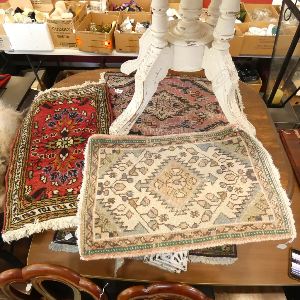 3 SMALL HAND KNOTTED RUGS 600x430mm Image 1++