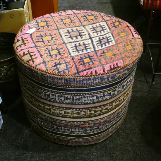 FOOTSTOOL D 500 MM