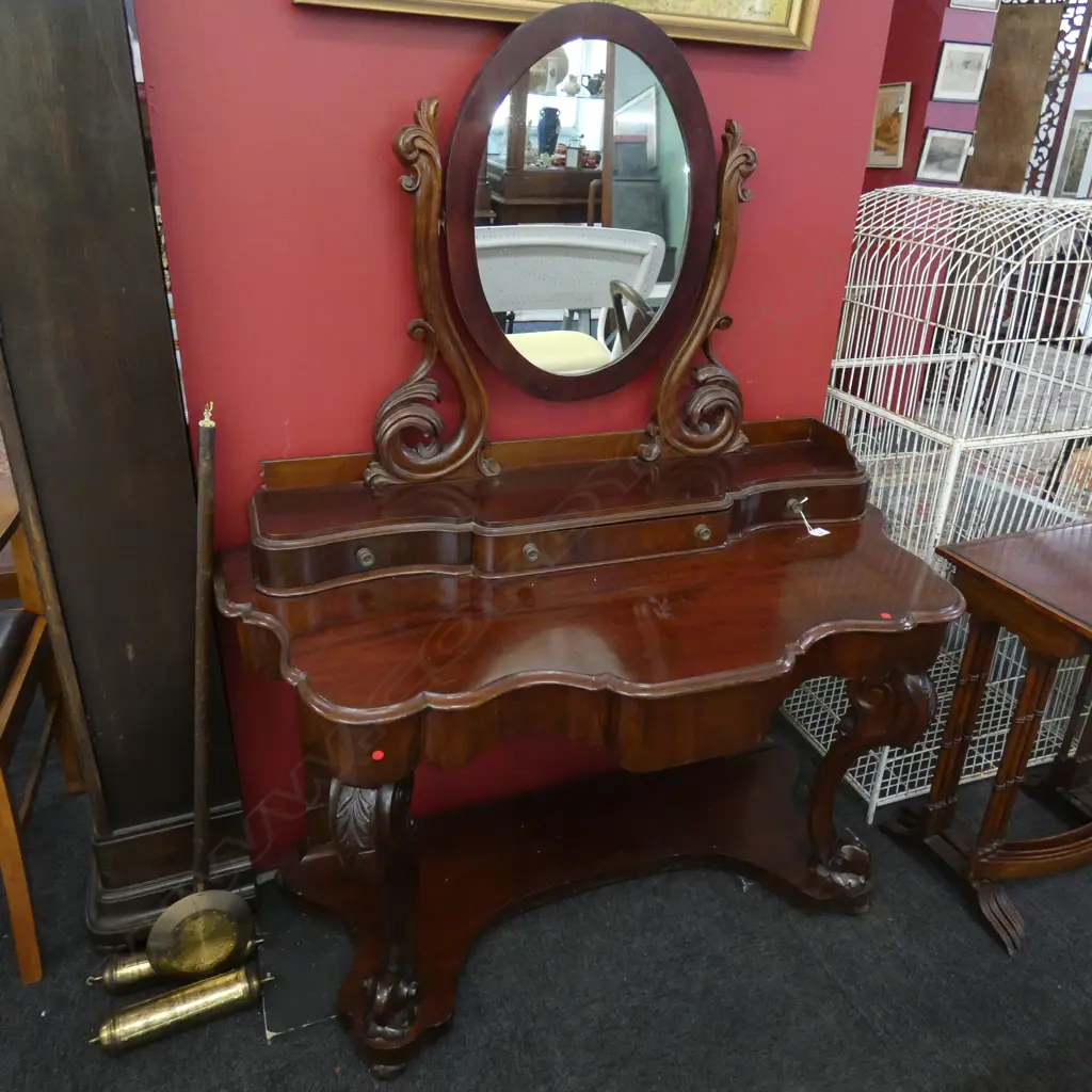 VICTORIAN MAHOGANY DRESSING TABLE SOME MARKS TO TOP L1220 MM Image 1++