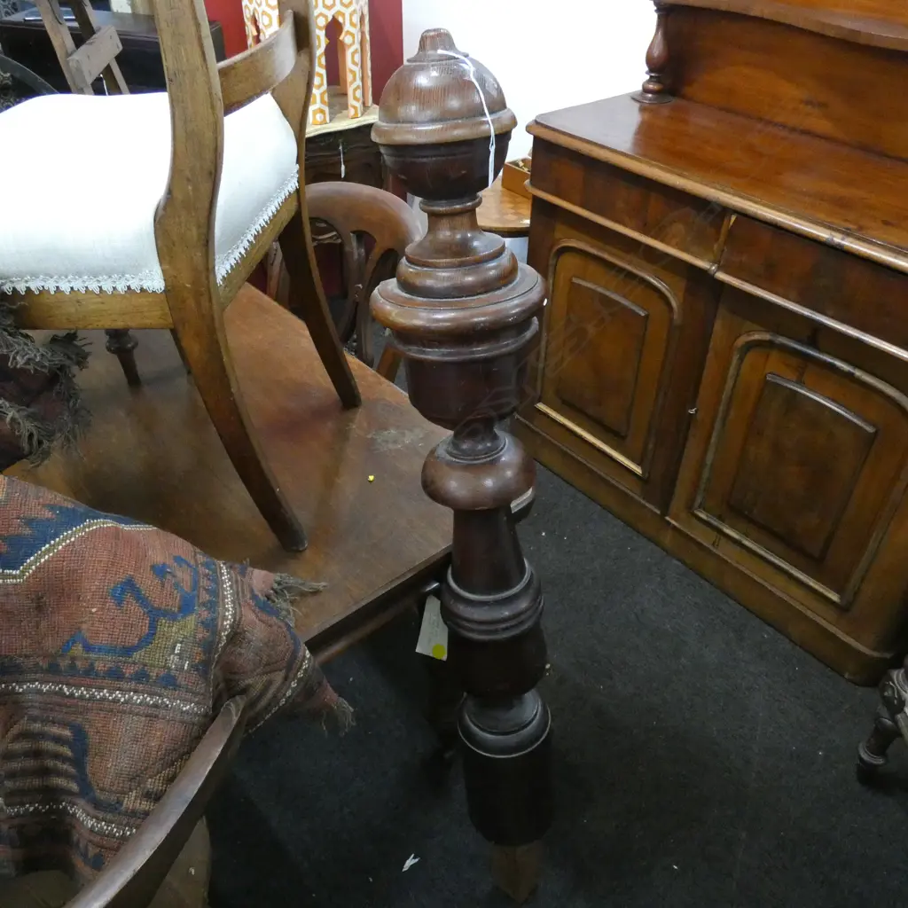 VICTORIAN CARVED BANNISTER NEWEL POST H.1350mm Image 1++