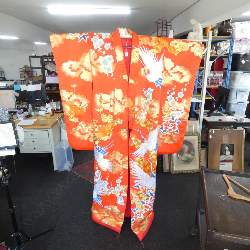EMBROIDERED RED KIMONO Image 1++