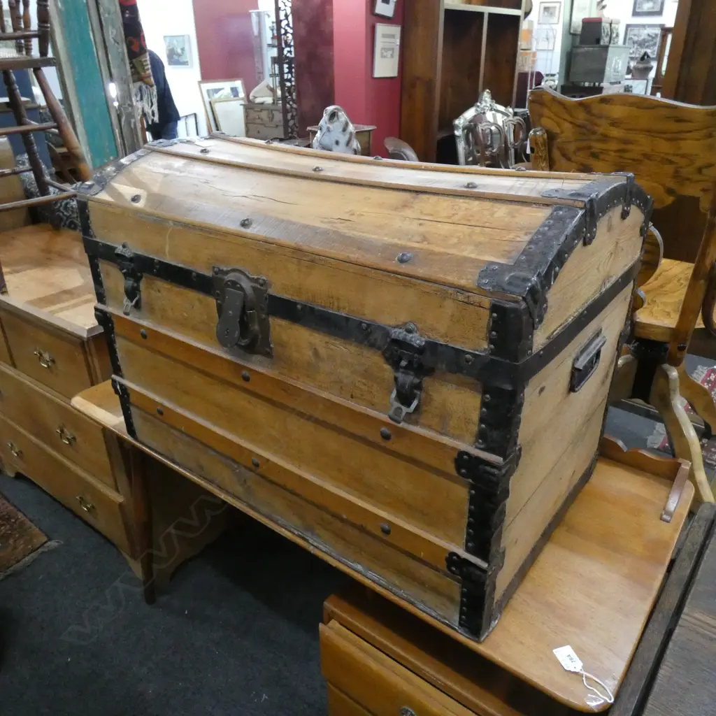 WOODEN TRUNK W.770mm Image 1++