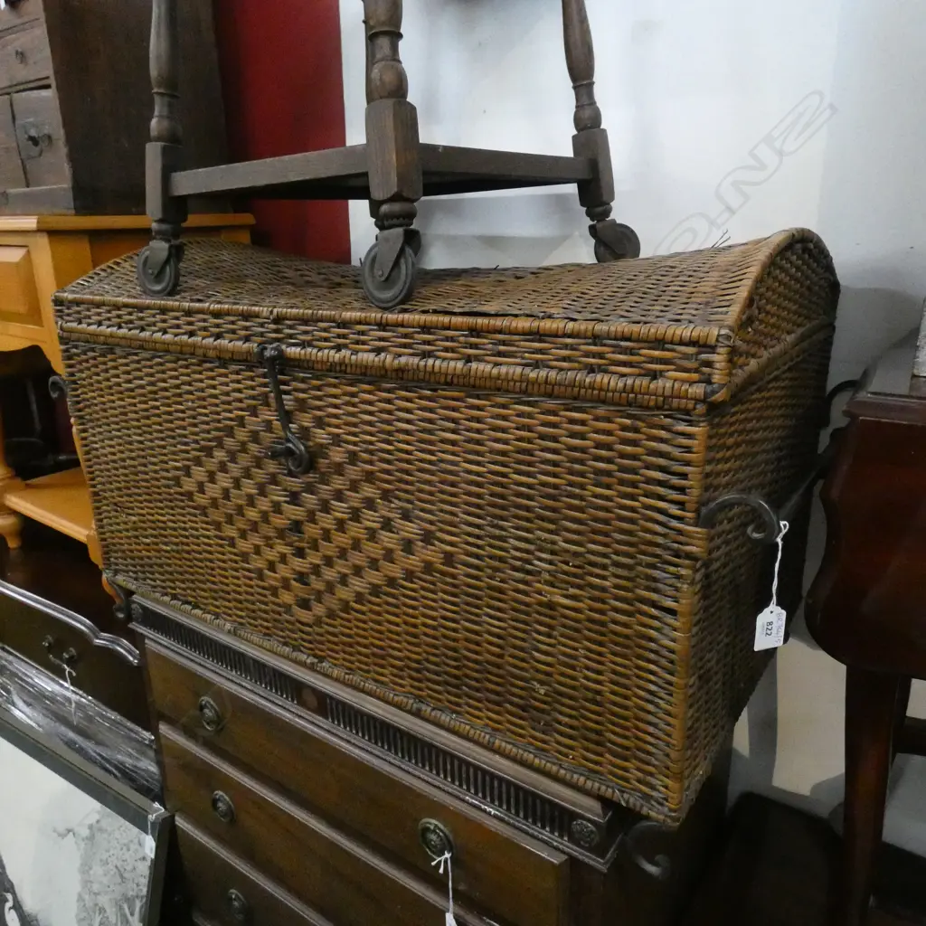 WOVEN CANE CHEST W.990mm Image 1++