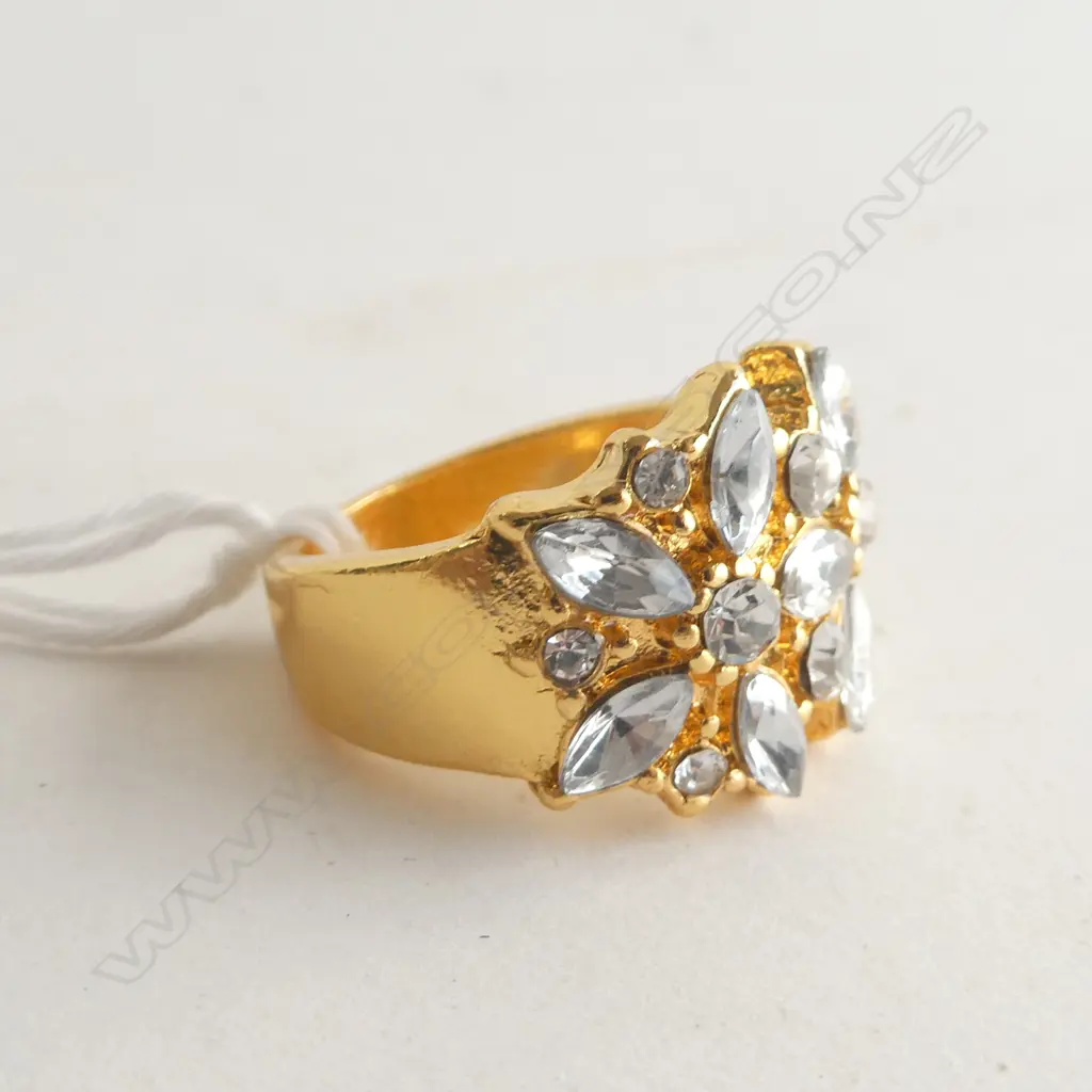 FANTASY HEAVY GOLD PLATED FAUX DIAMOND RING Image 1++