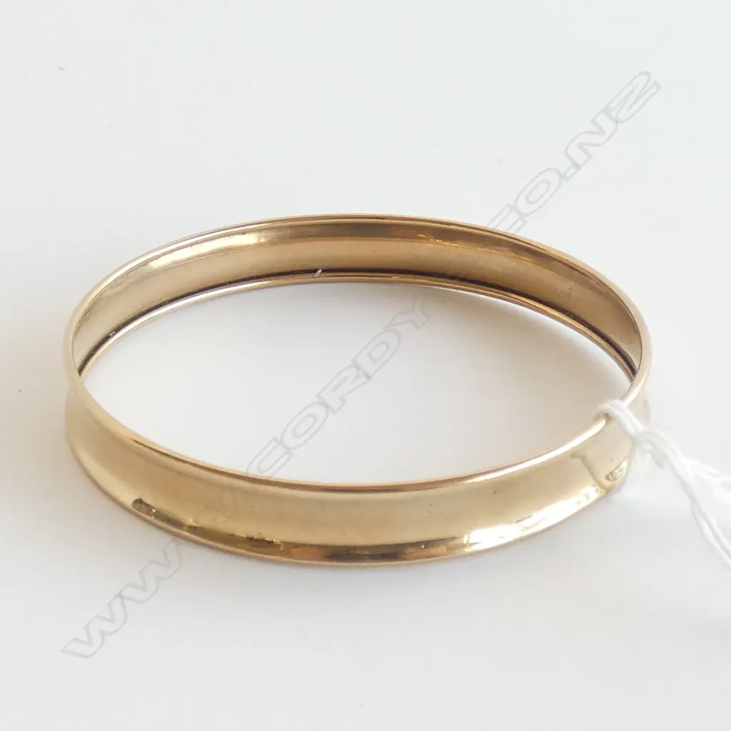 9CT GOLD BANGLE 10gm Image 1++