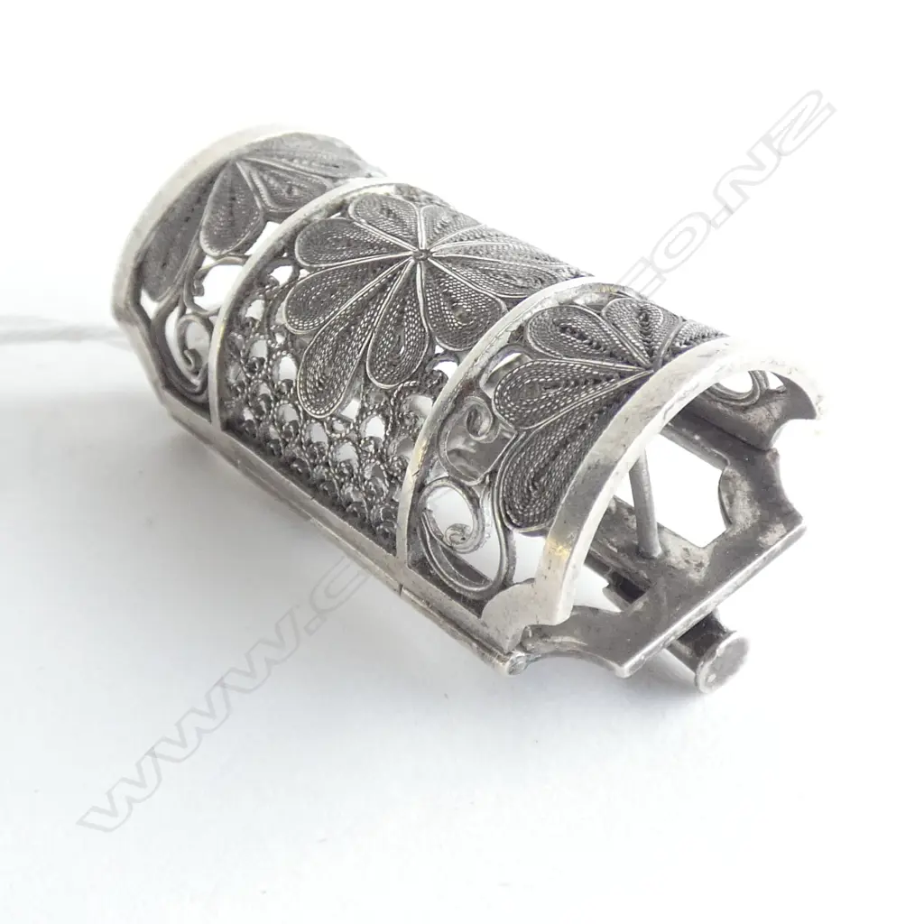 STG FILIGREE VINAIGRETTE PIN BROOCH 11 gmsPIN A.F Image 1++