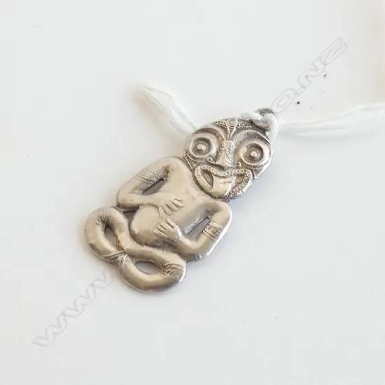 SILVER TIKI
