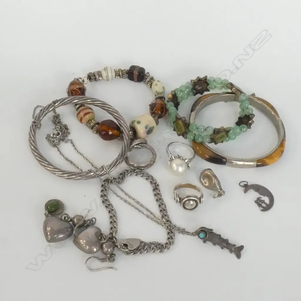 BAG ASST. STG SILVER & COSTUME JEWELLERY Image 1++