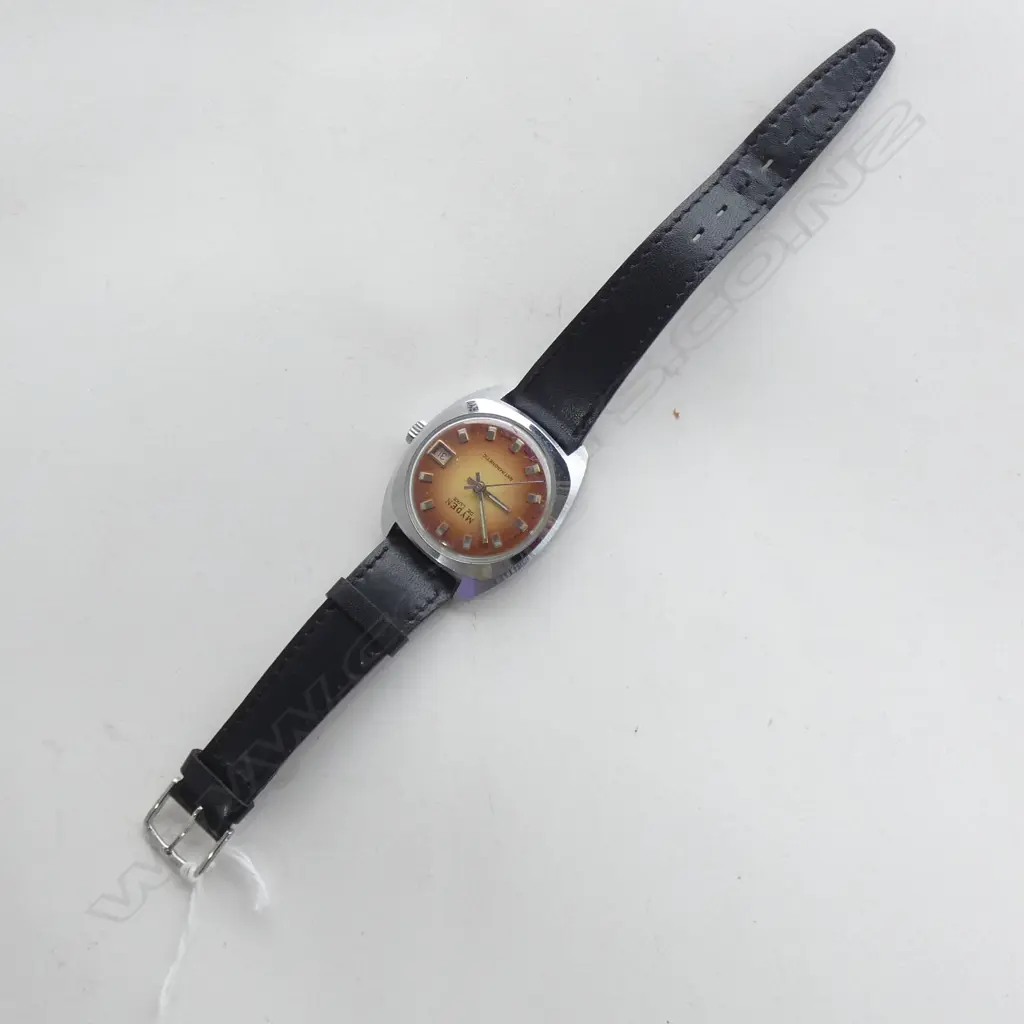 Myden De Luxe Manual Wind. Runs OK Image 1++