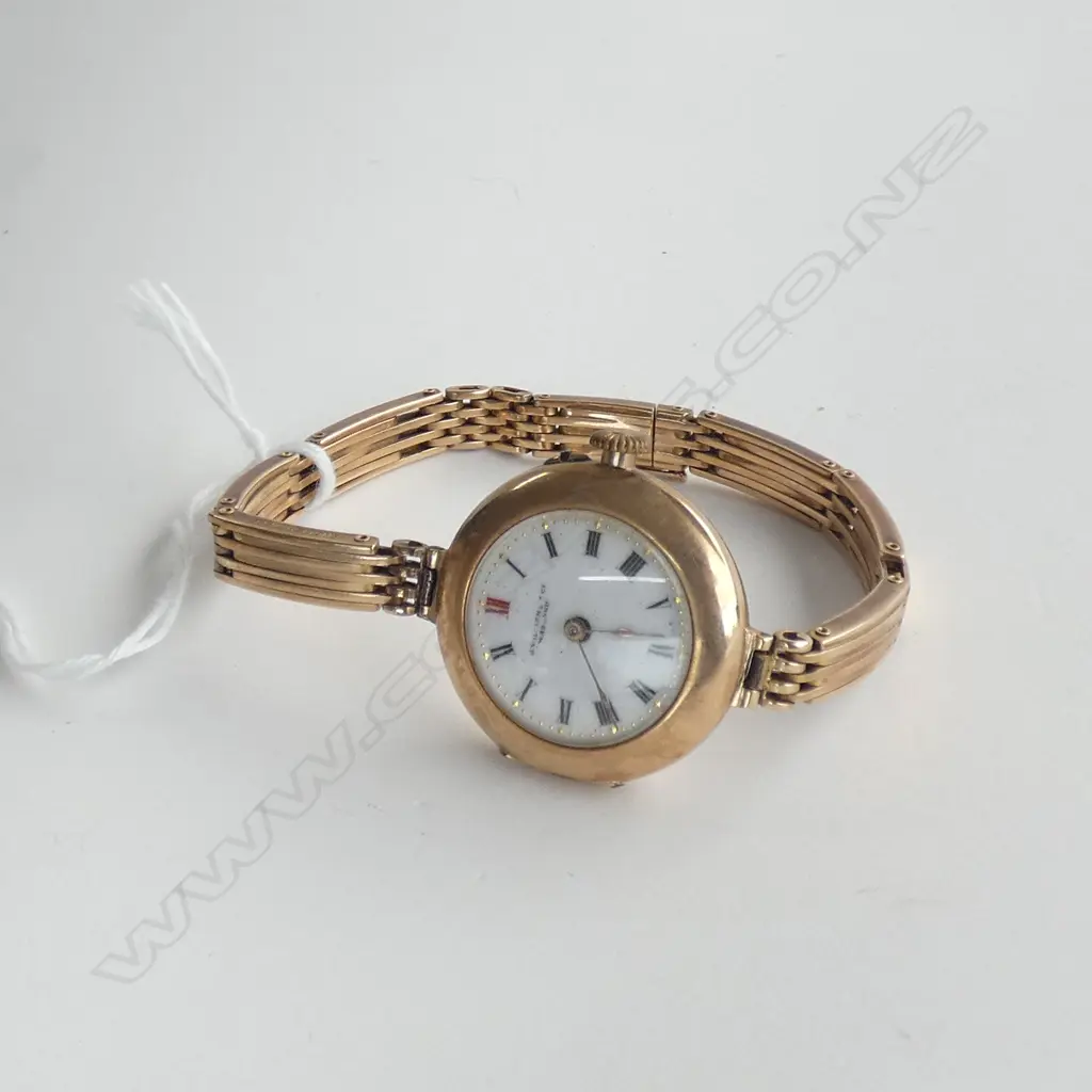 9CT ANTIQUE LADIES WATCH 26 GRAMS Image 1++