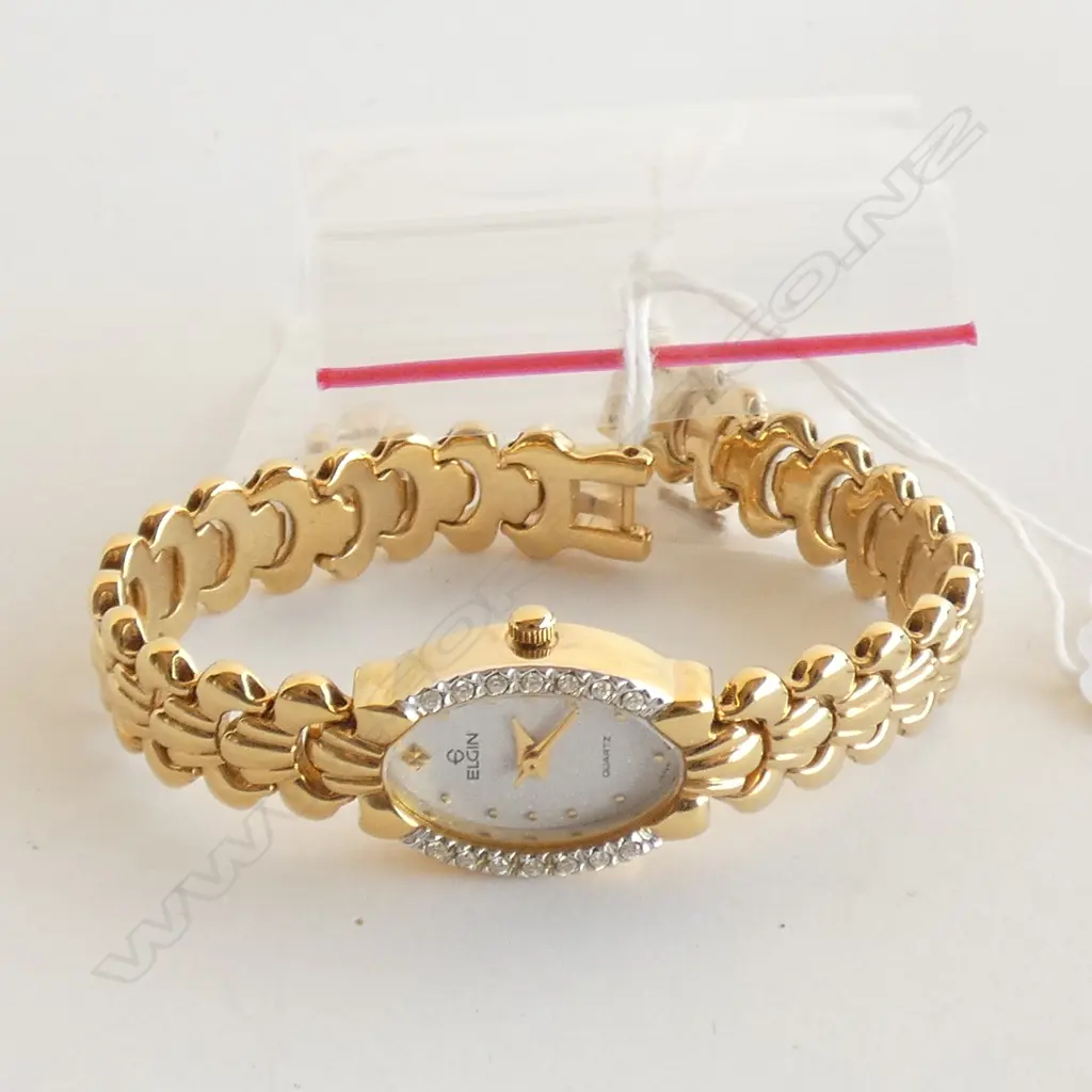 ELGIN LADIES WATCH - GOLD PLATE W CRYSTALS  - SPARE LINKS Image 1++