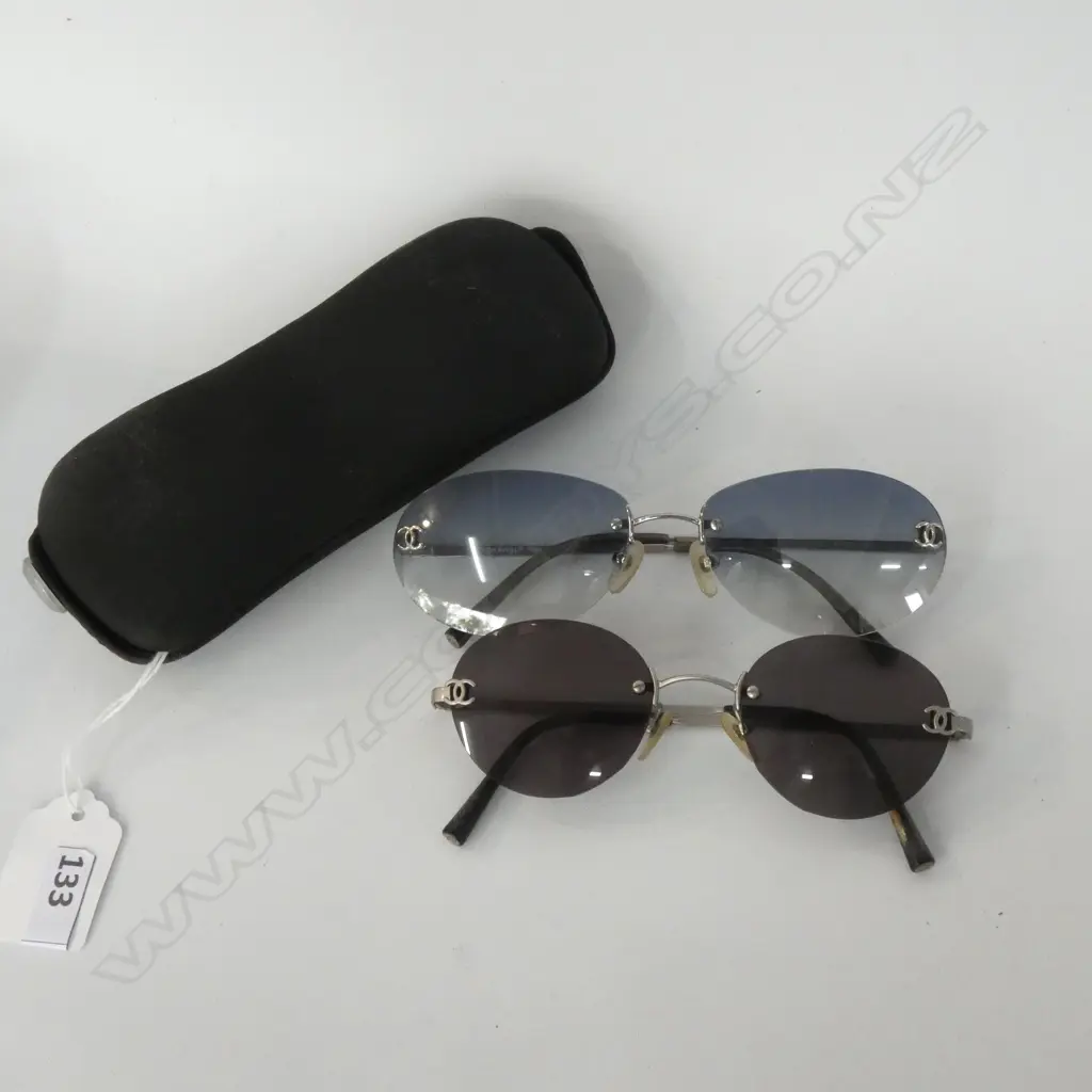 2 PR CHANEL SUNGLASSES Image 1++