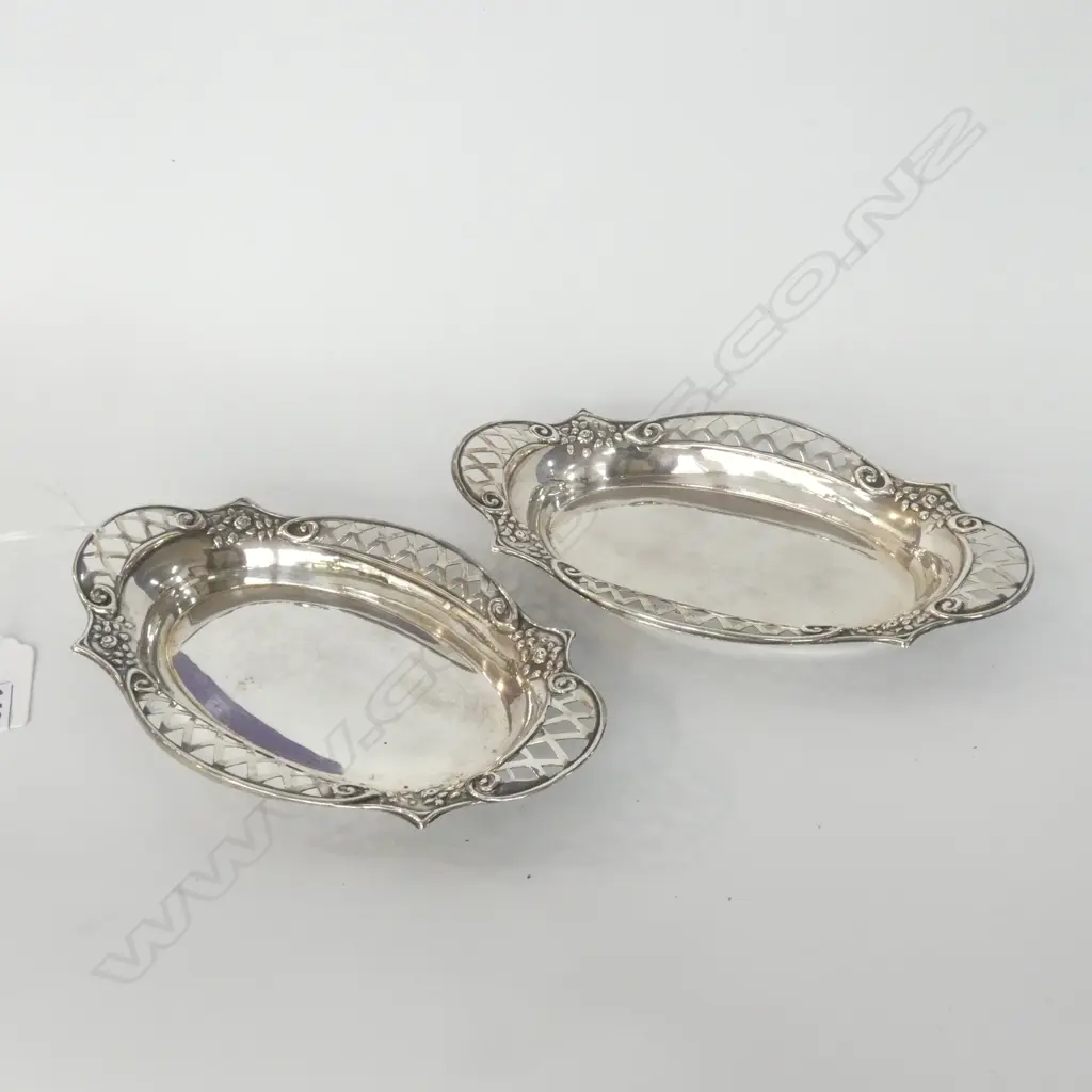 PR STG SILVER BON BON DISHES, B'HAM 1911 105 GRAMS Image 1++