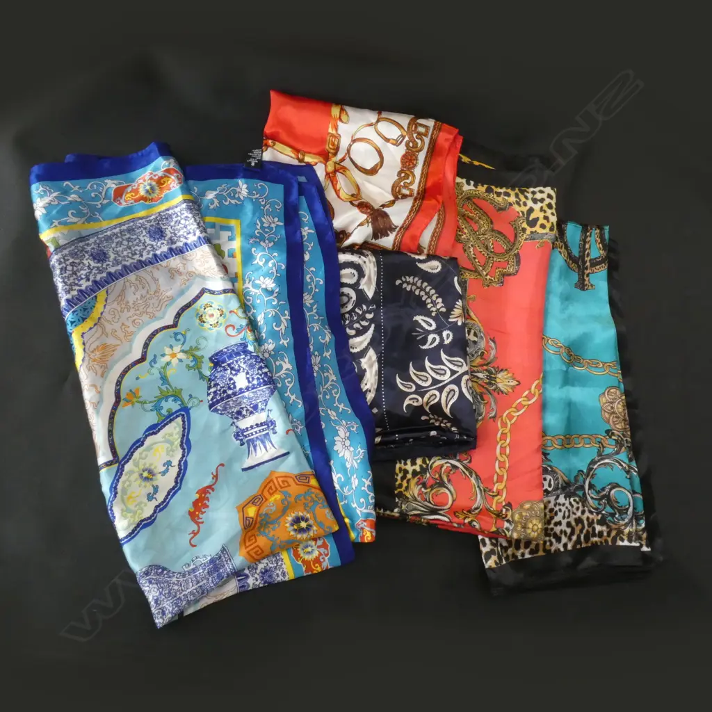 BAG SCARVES Image 1++