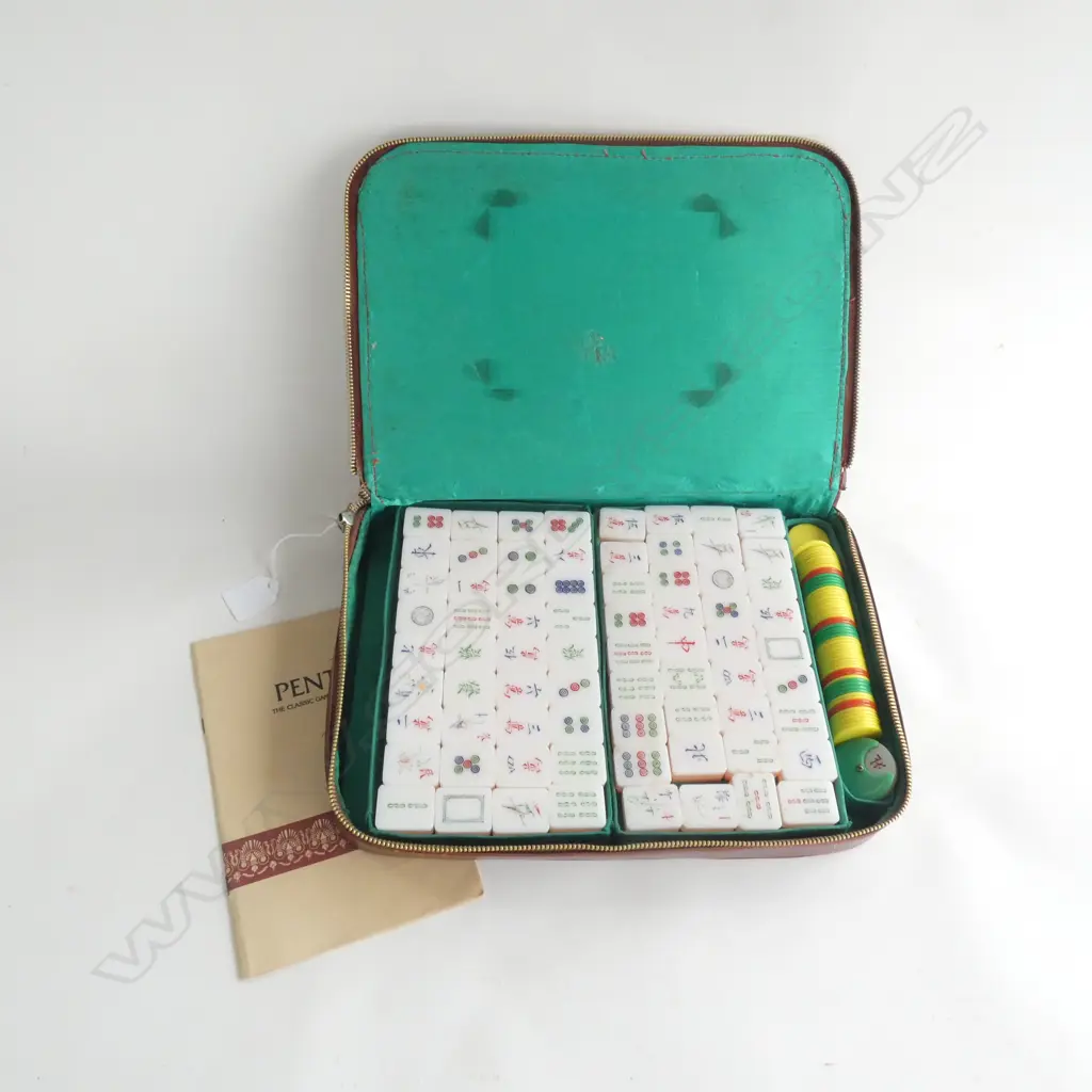 MAH JONG SET IN ORIG. CASE Image 1++
