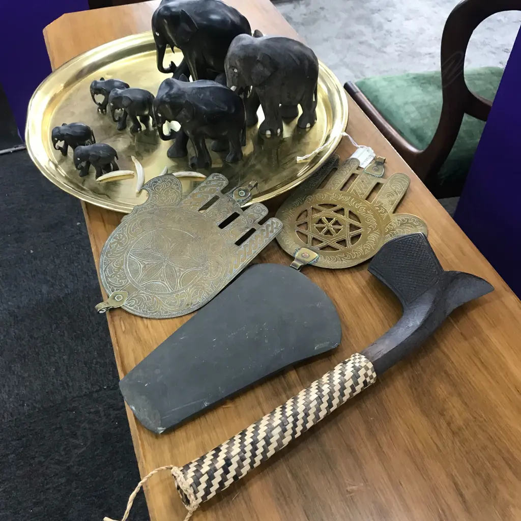 BRASS TRAY, SET GRADUATED EBONY ELEPHANTS, 2 BRASS HANDS, PACIFIC CLUB & ADZE BLADE Image 1++