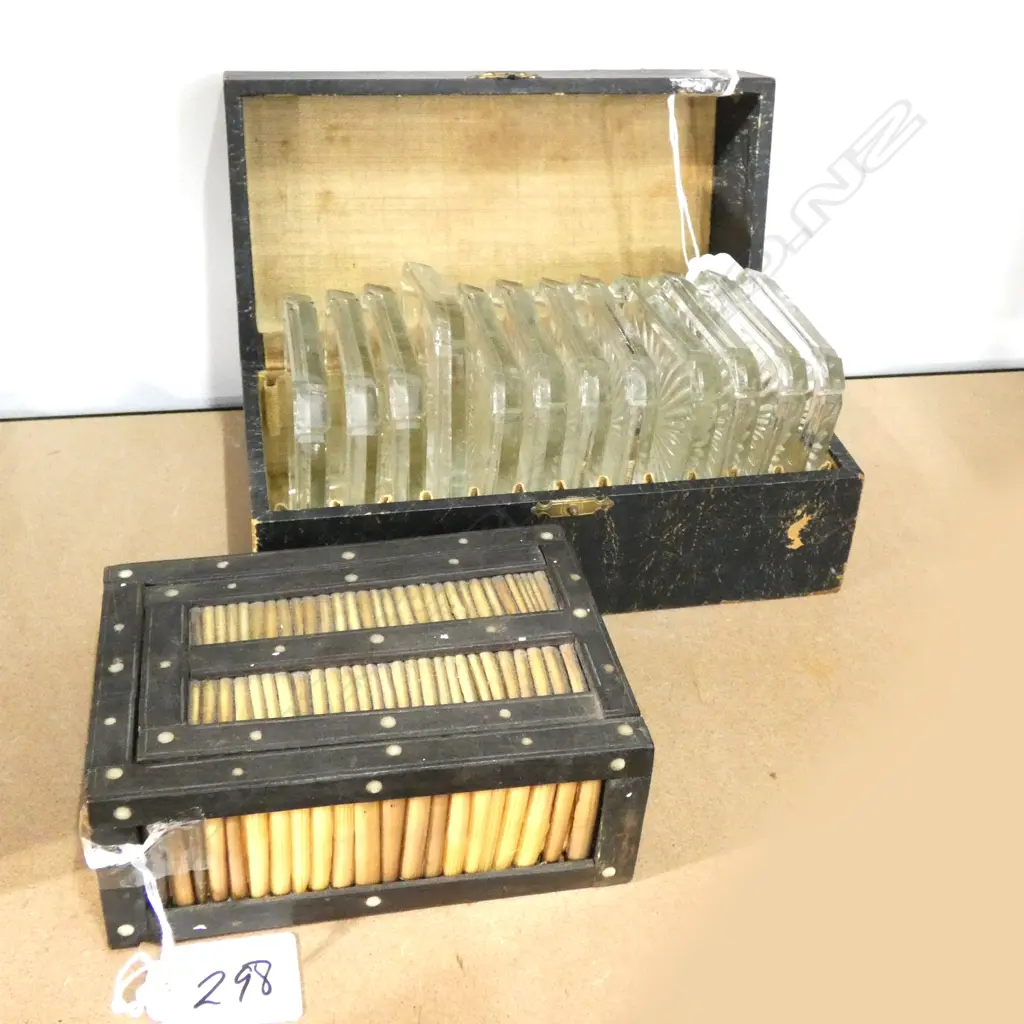 QUILL SLIDING LIDDED BOX (130 x 90mm.) + BOX 12 VINTAGE GLASS COASTERS Image 1++