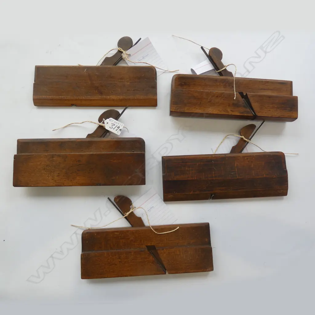5 VINTAGE MOULDING PLANES L.240mm... Image 1++