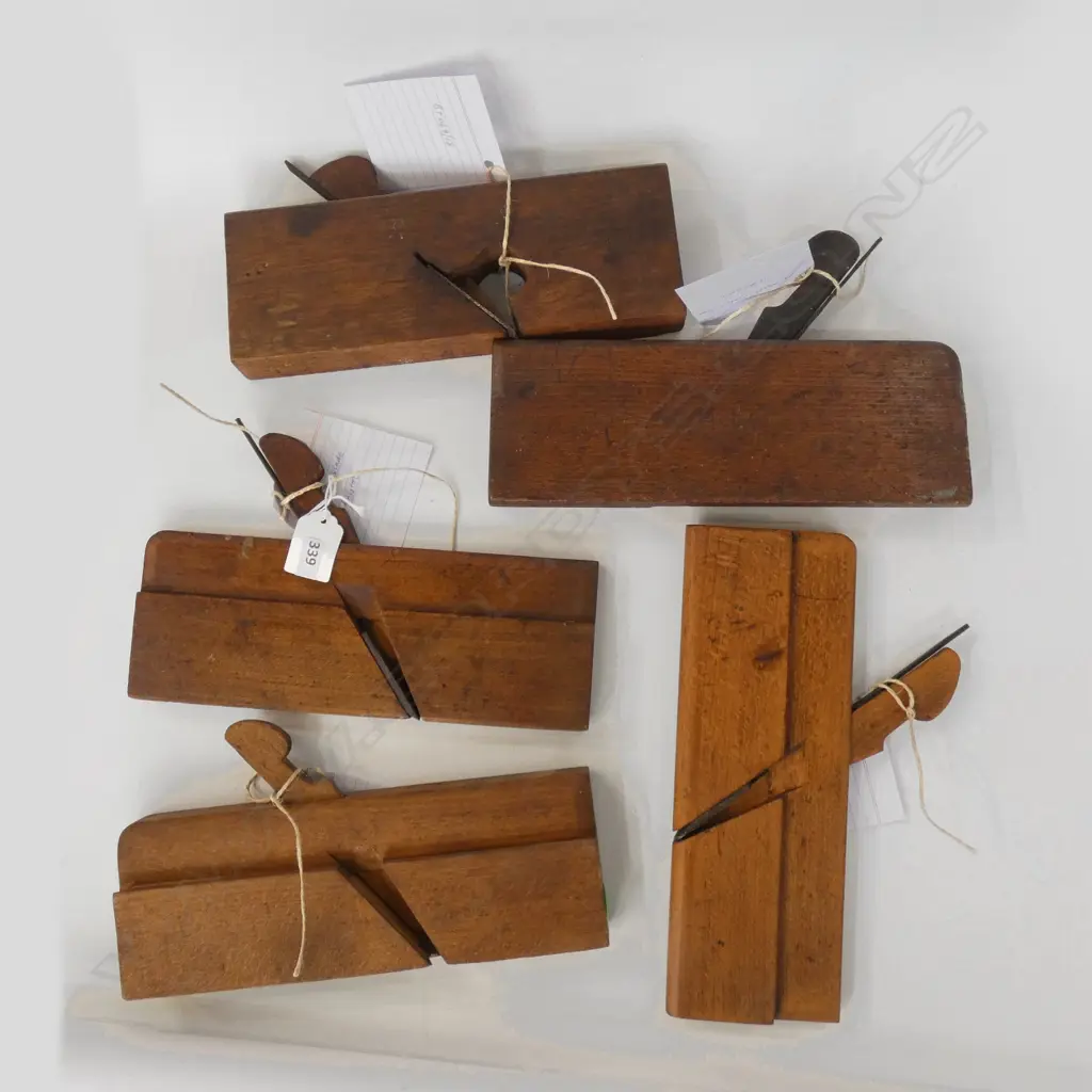 5 VINTAGE MOULDING PLANES L.240mm... Image 1++
