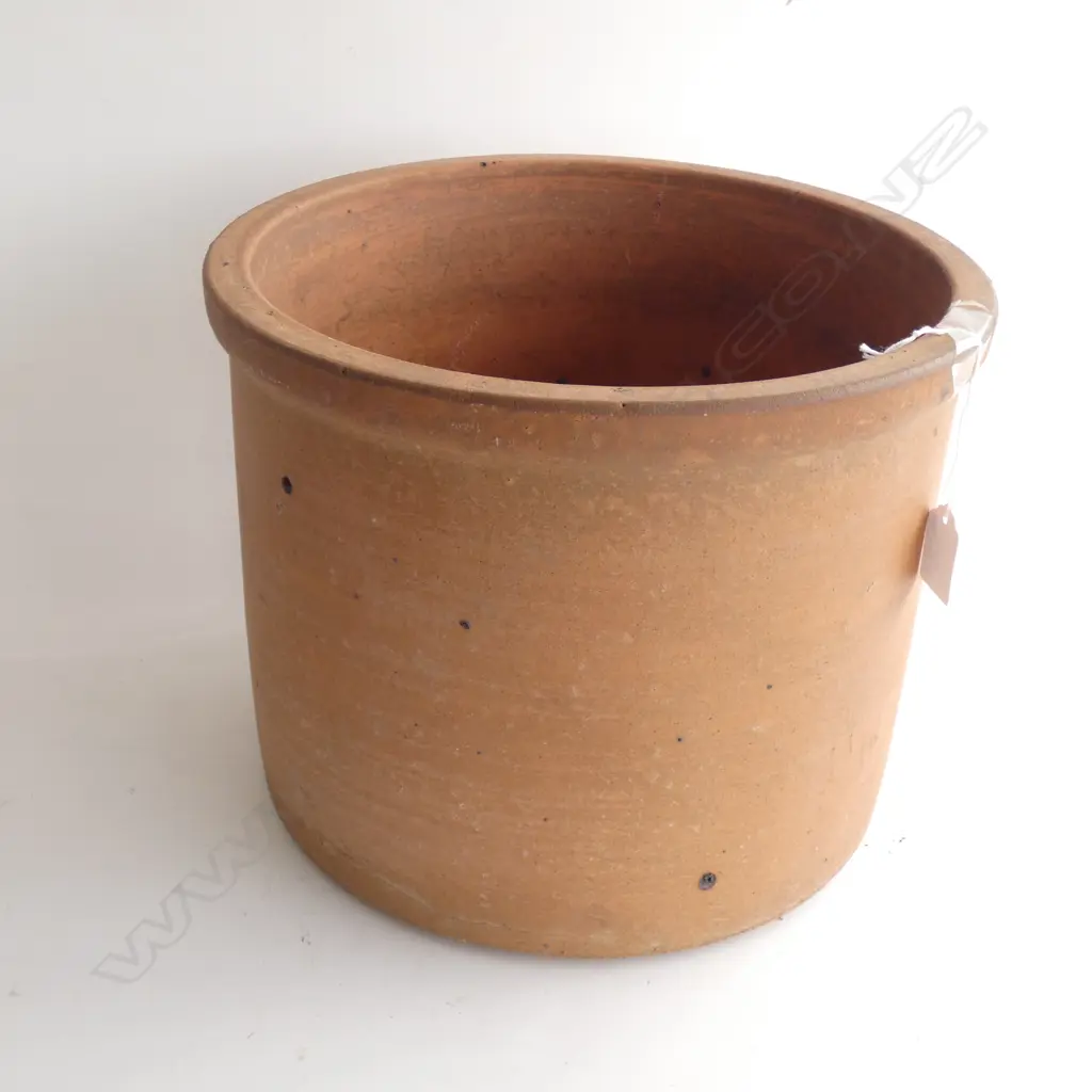 TERRACOTTA GARDEN POT DIA 300 x H.240mm Image 1++