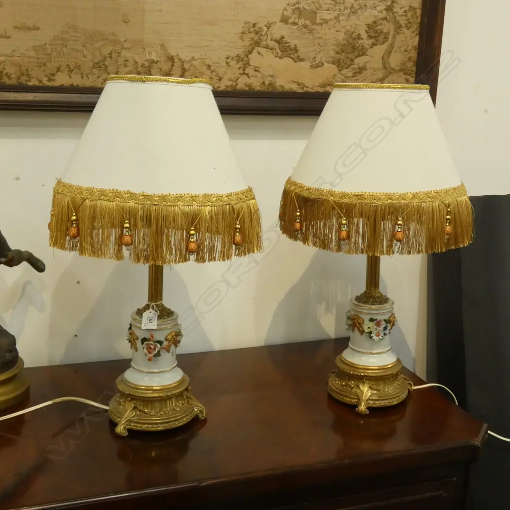 PR LAMPS; PORCELAIN & BRASS H.570mm Image 1++