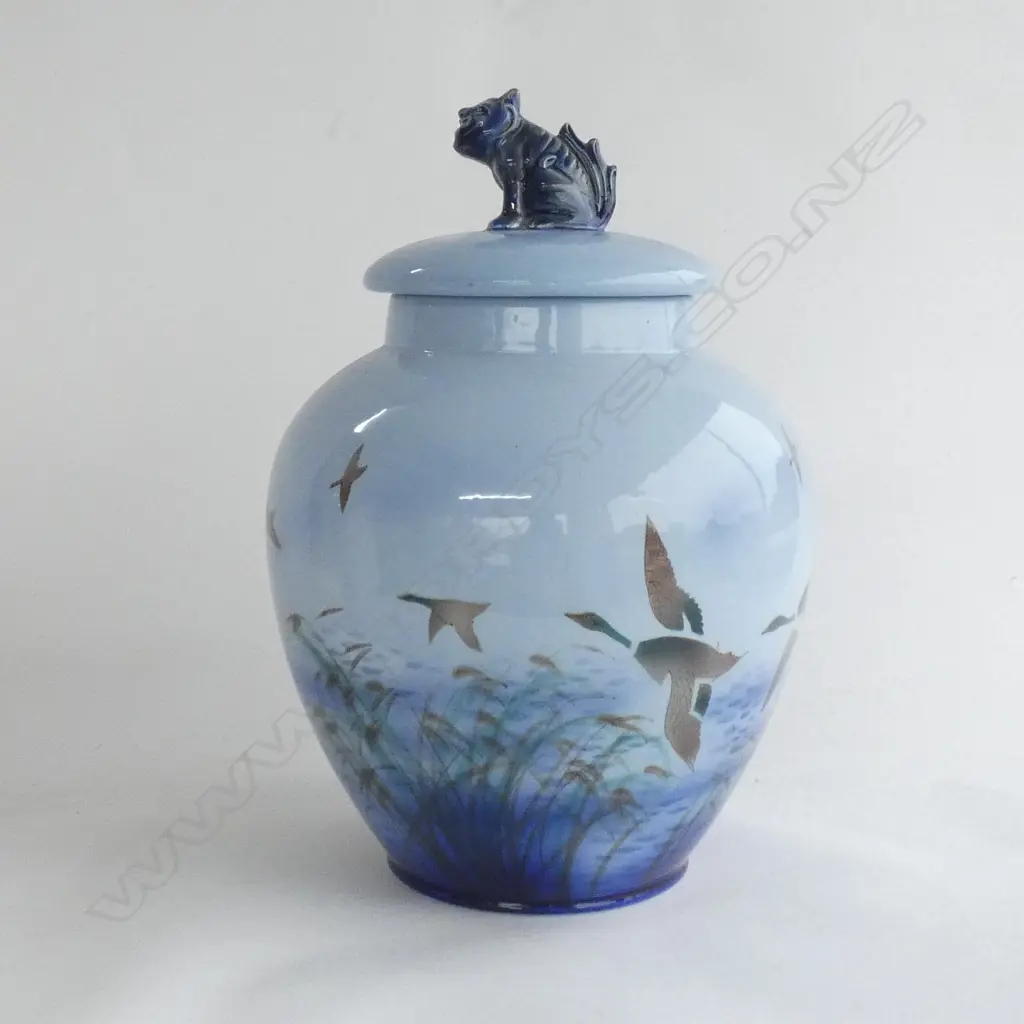FALCONWARE LUCKNOW MISTY MORN LIDDED VASE H.380mm. Image 1++