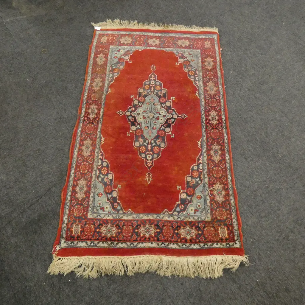 HAND KNOTTED WOOL PILE RUG 1350 x 790 mm. Image 1++