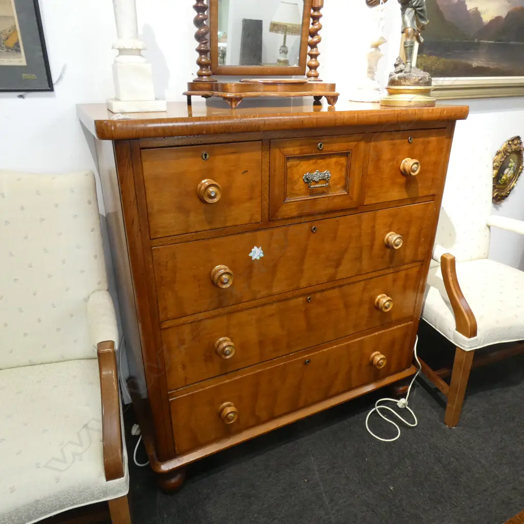 ANTIQUE KAURI CHEST OF DRAWERS 1145 x 500 x 1200mm Image 1++