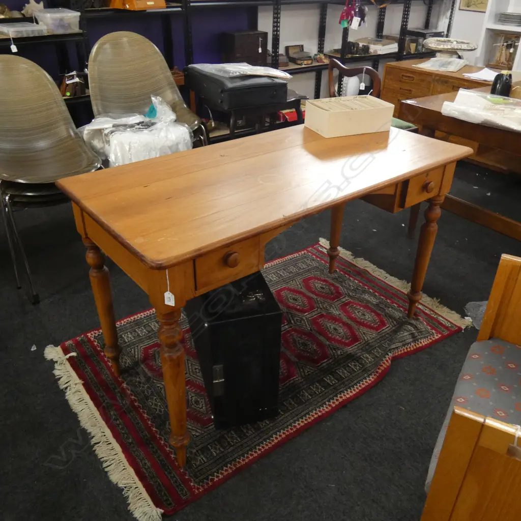 KAURI DESK... Image 1++