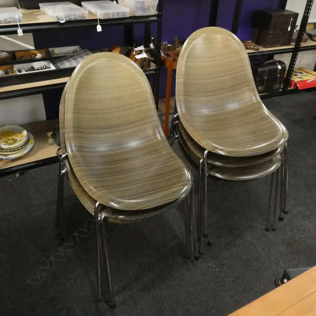 6 DINING CHAIRS BY ITALIAN DESIGNER PLANK Image 1++