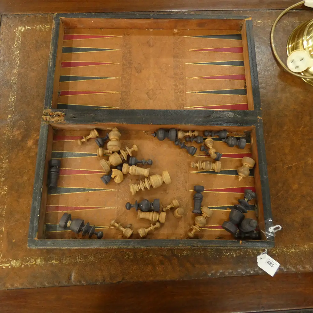 OLD FOLDING BOOK SHAPED BACKGAmm.ON / CHESS SET W PIECES - AGE WEAR TO BOARDS Image 1++