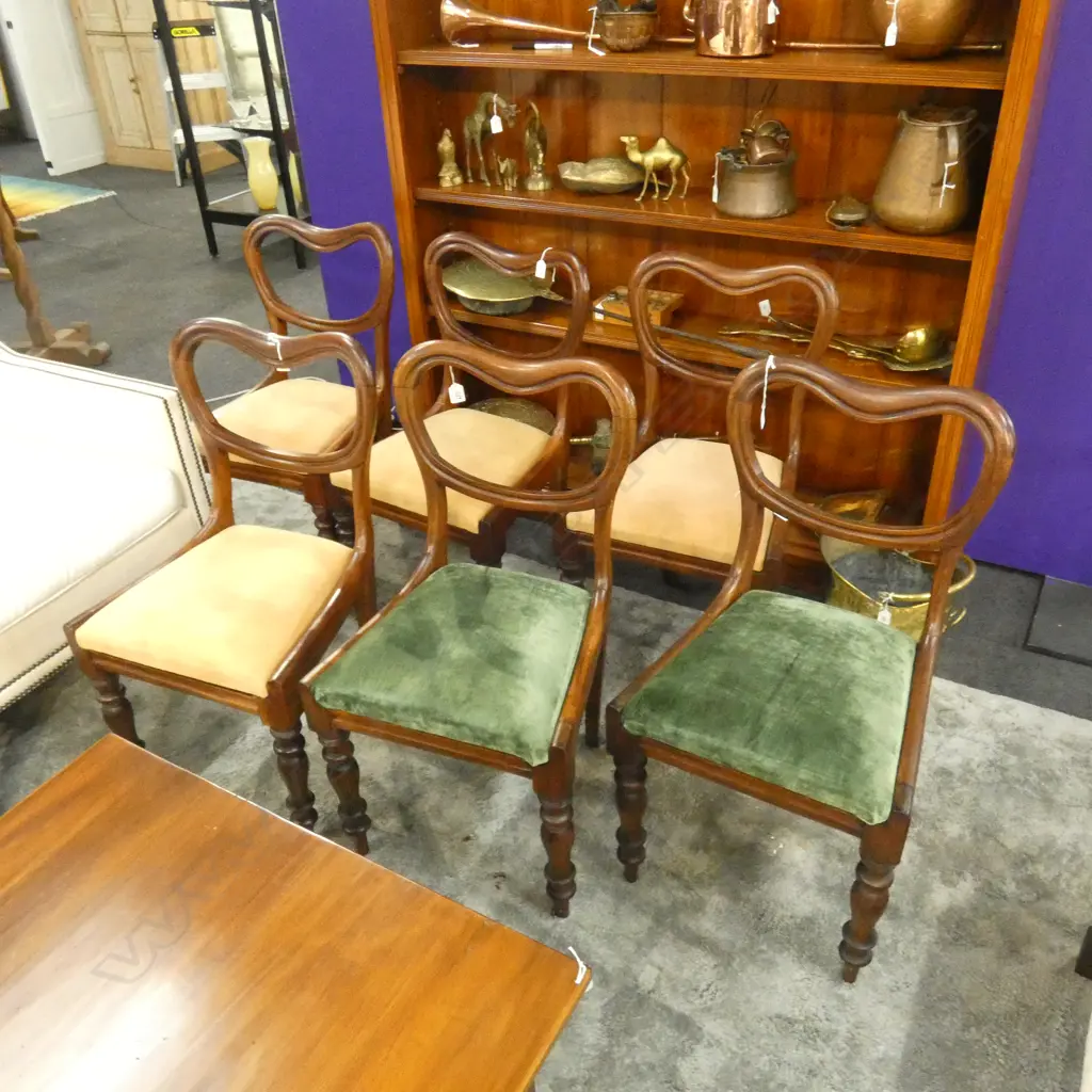 SIX VICTORIAN MAHOGANY SADDLEBACK CHAIRS Image 1++