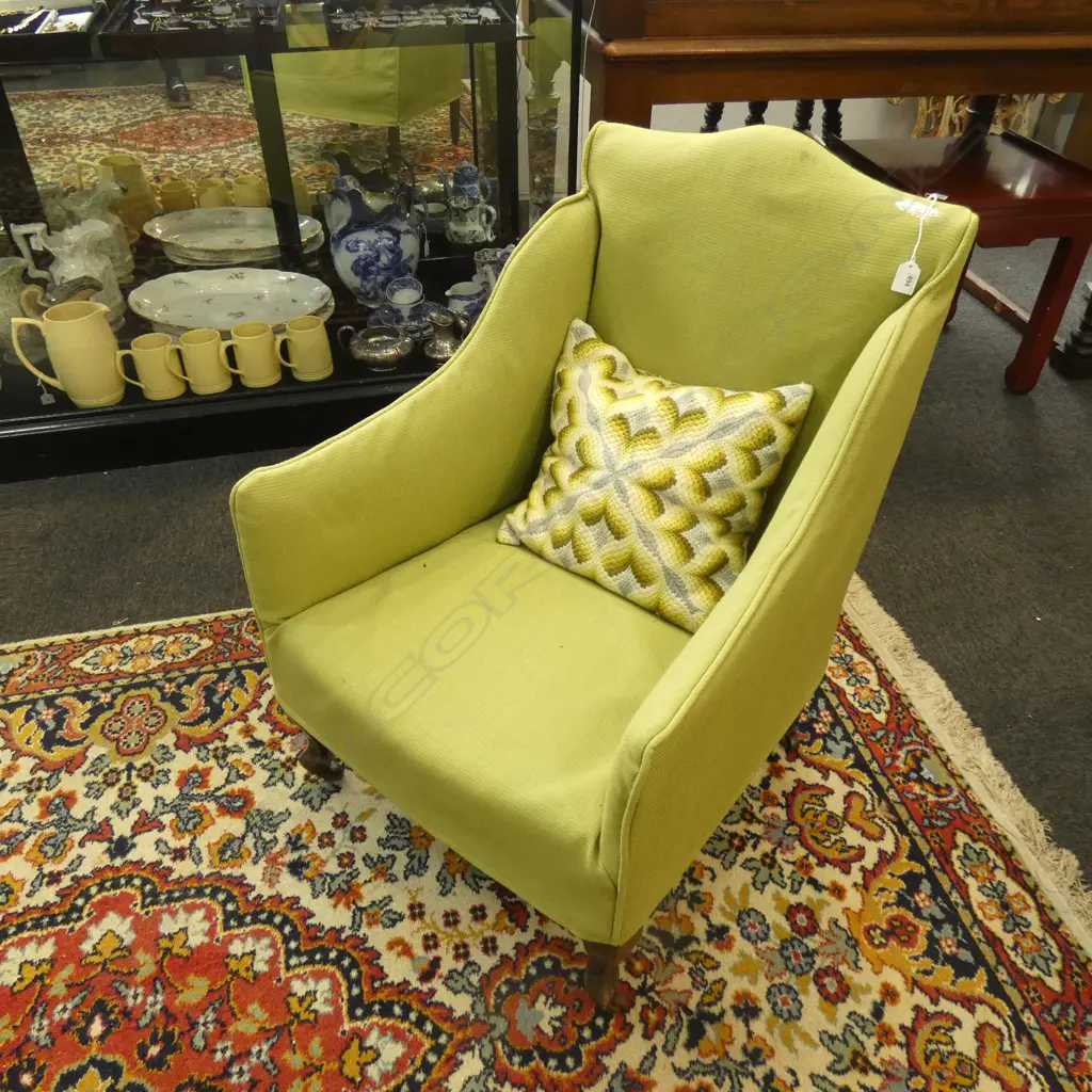 GREEN BEDROOM CHAIR + CUSHION Image 1++