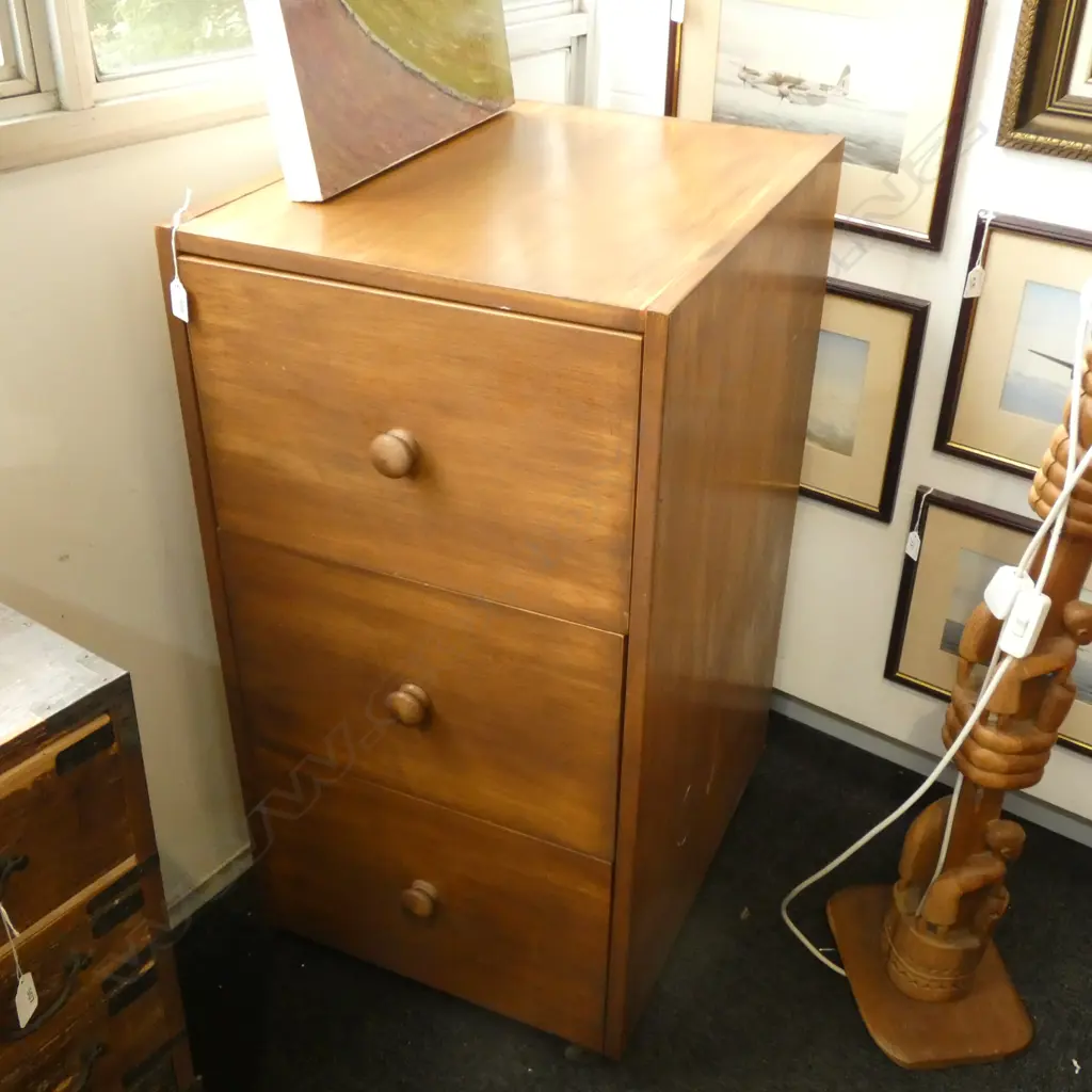 FAUX WOOD FILING CABINET Image 1++