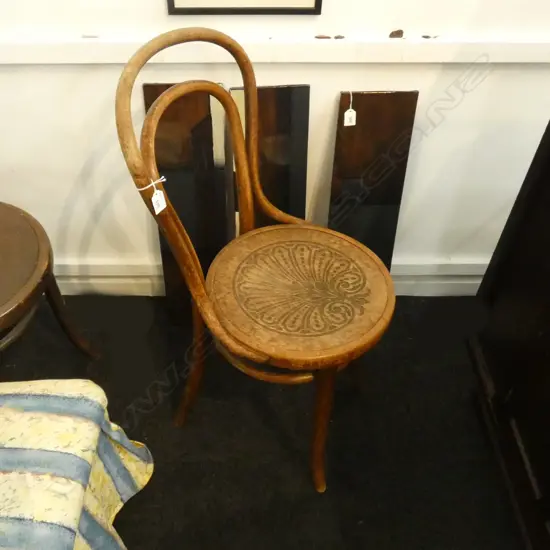 BENTWOOD CHAIR