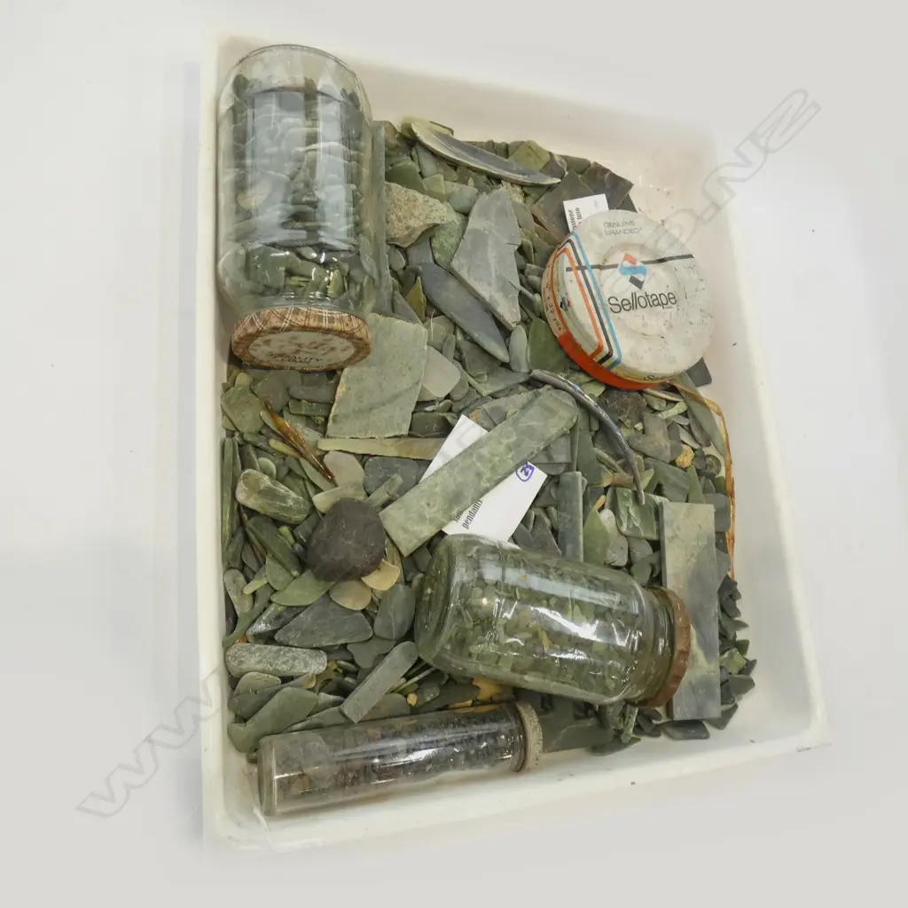 LGE COLLECTION OF GREENSTONE SUITABLE FOR JEWELLERY MAKING Image 1++