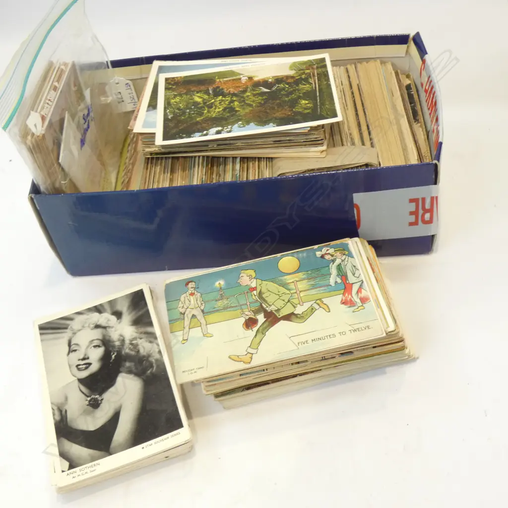 BOX OF APPROX 260 POST CARDS INDIA / CEYLON Image 1++