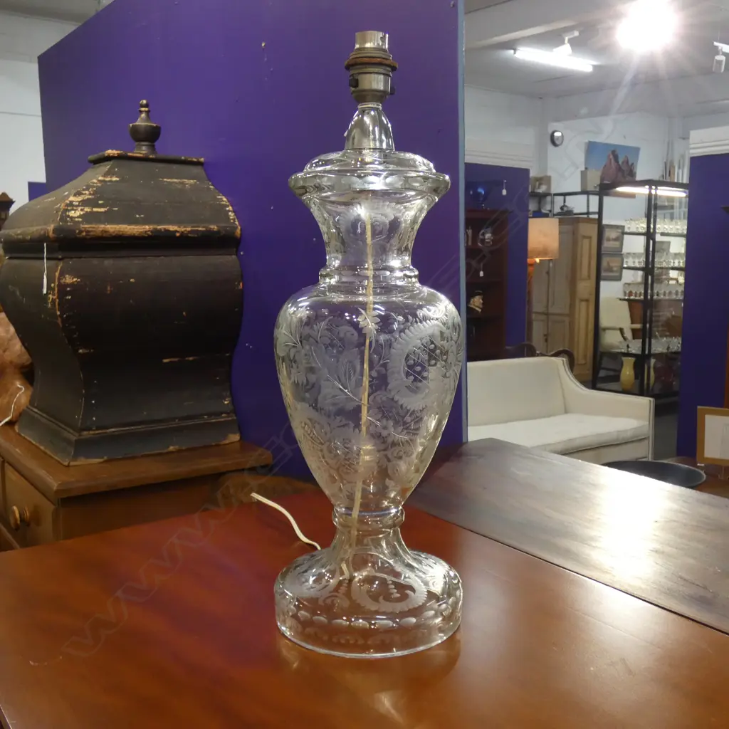 VINTAGE TALL ETCHED GLASS BASE TABLE LAMP H 475mm. Image 1++