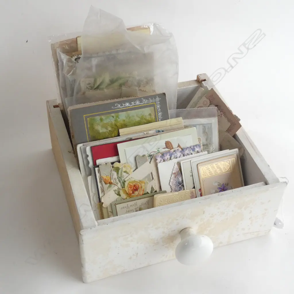 ASST. DECORATIVE GREETING CARDS c.1900 Image 1++
