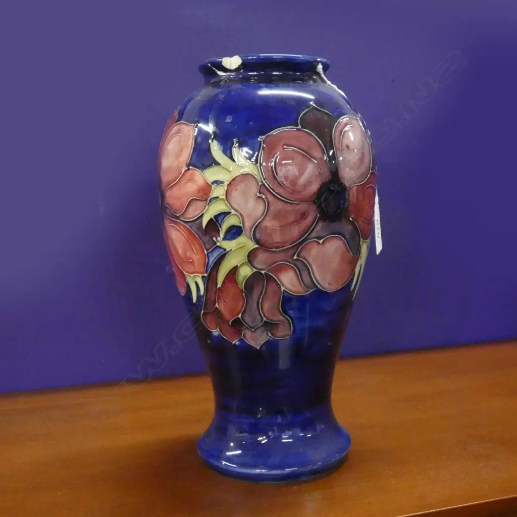 MOORCROFT VASE AF H.250 RIM CHIP Image 1++