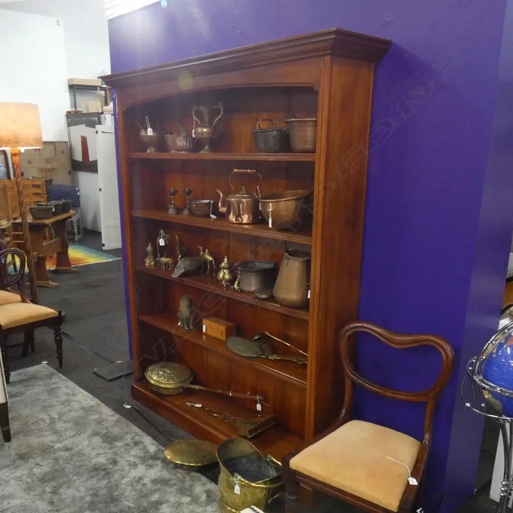 LARGE BOOKCASE w. 4 SHELVES Image 1++