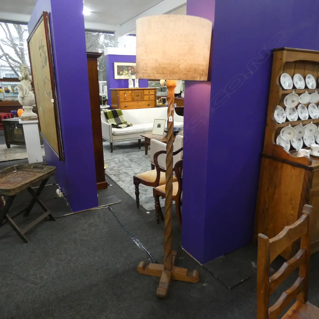 CHAPMAN TAYLOR ADZED RIMU STANDARD LAMP Image 1++