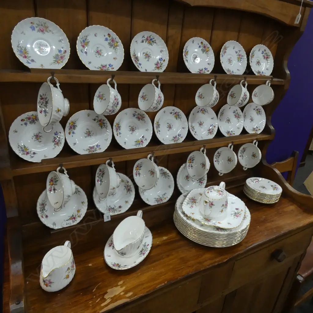 MINTON 'MARLOW' PART DINNER SERVICE INC. DINNER PLATES / TEAPOT ETC.... Image 1++