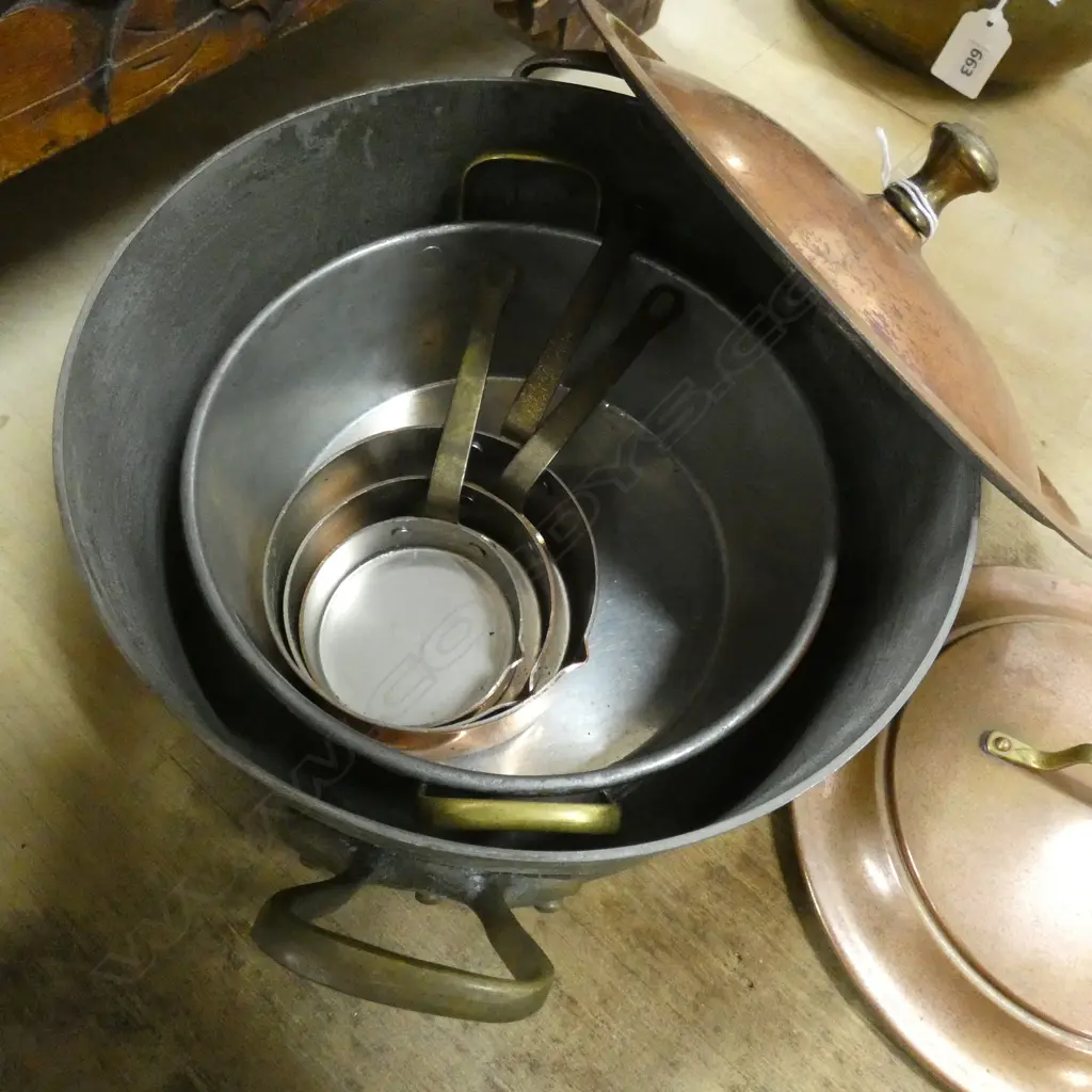 COPPER COOKNG POTS VARIOUS AGES Image 1++